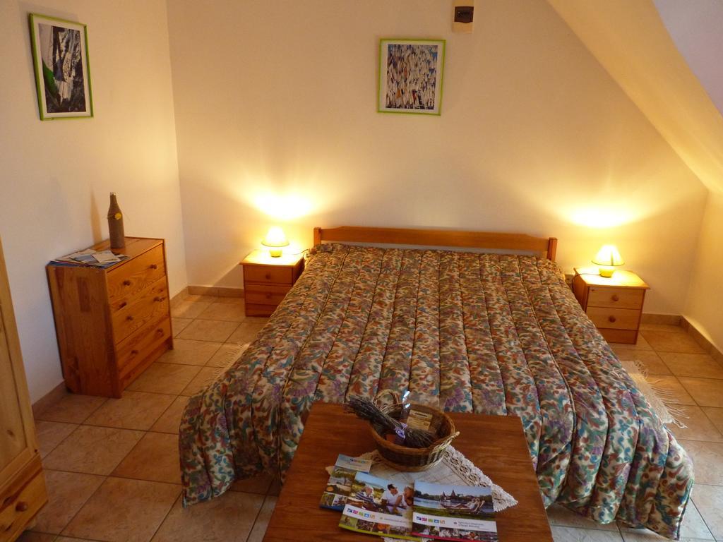 Zoldhaz Bio Panzio Hotel Gyenesdiás Buitenkant foto