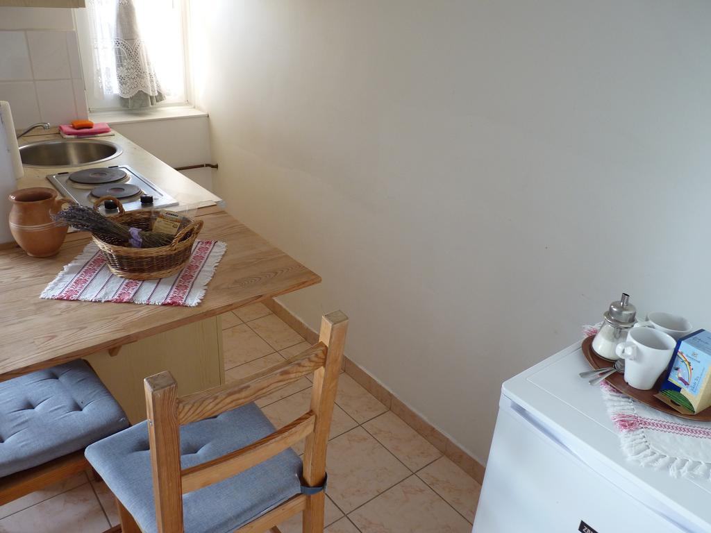 Zoldhaz Bio Panzio Hotel Gyenesdiás Buitenkant foto